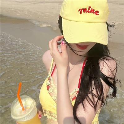 封面女郎 海报